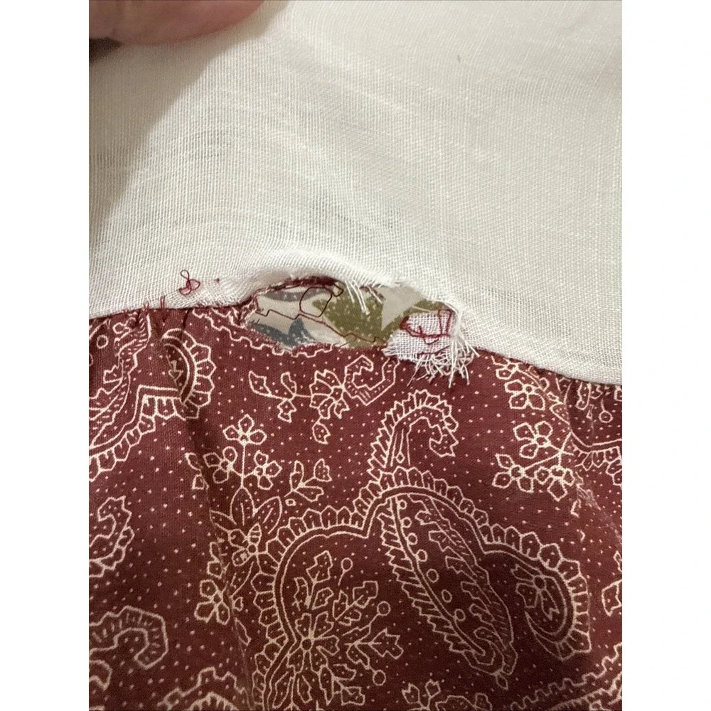 Laura‎ Ashley Queen Bedskirt Paisley Burgundy Split Corner French Country Flaws